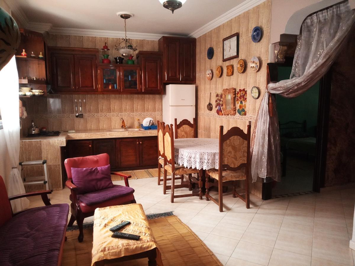 Marguerite Apartemnt Dans Une Residence Familiale Касабланка Екстер'єр фото